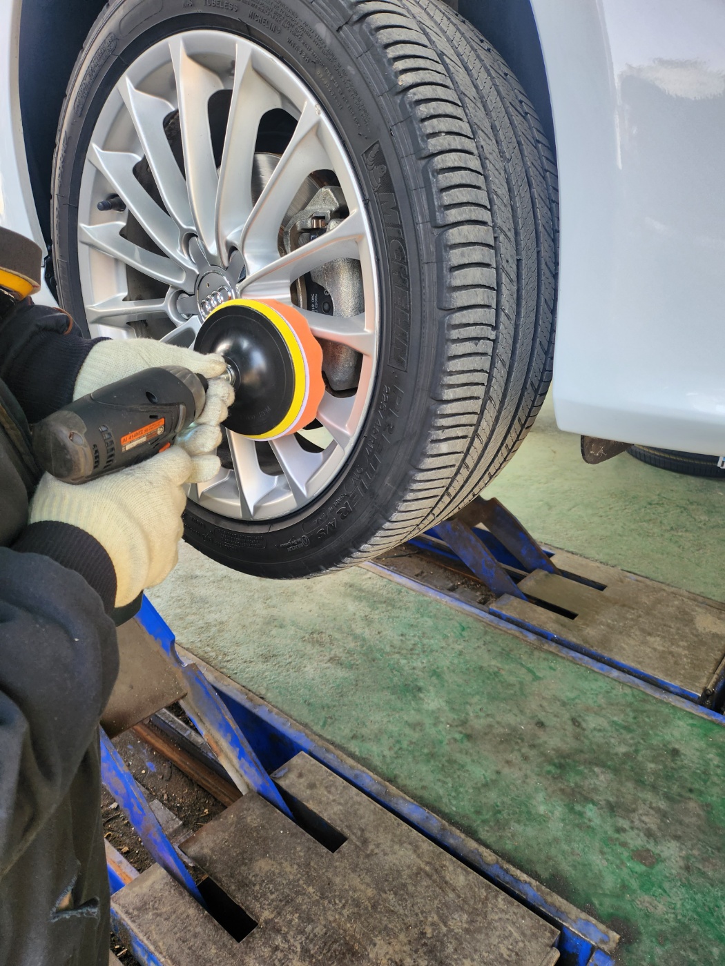 2000769928_vkCTa0Xj_f5b98de692135fe0b030f06f5efe4bfddca0ee6c.jpg 이미지크게보기